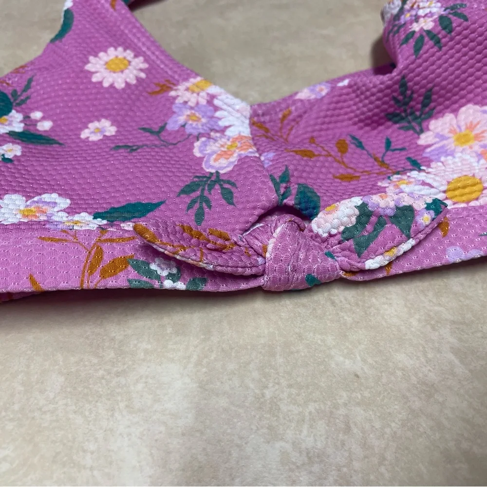 Lavender & daisies bathing suit bikini swim top